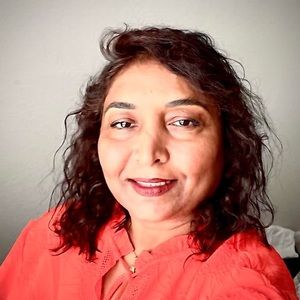 Meet your Posher, Dharmishtha